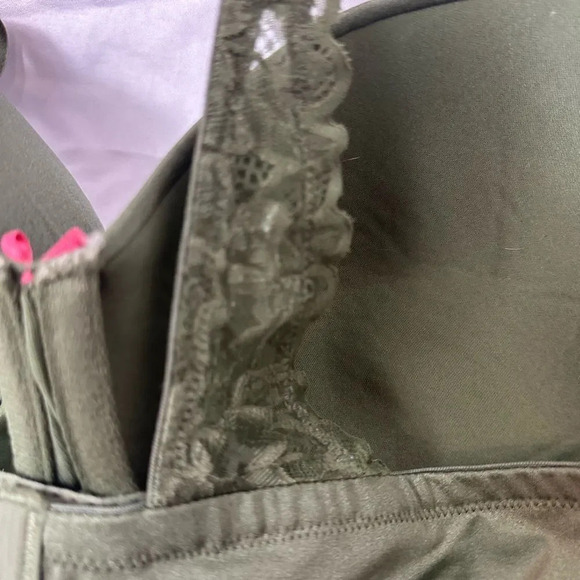 Cacique Olive Green Bra - Picture 7 of 11